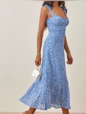 knee length dresses for ladies Samara Linen Dress main image 0
